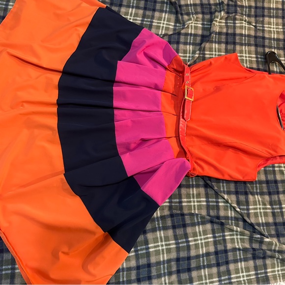 Bloggers favorite colorblock dress - Picture 4 of 5